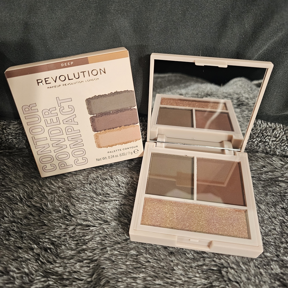 5 For $35!! - Revolution Contour Powder Compact